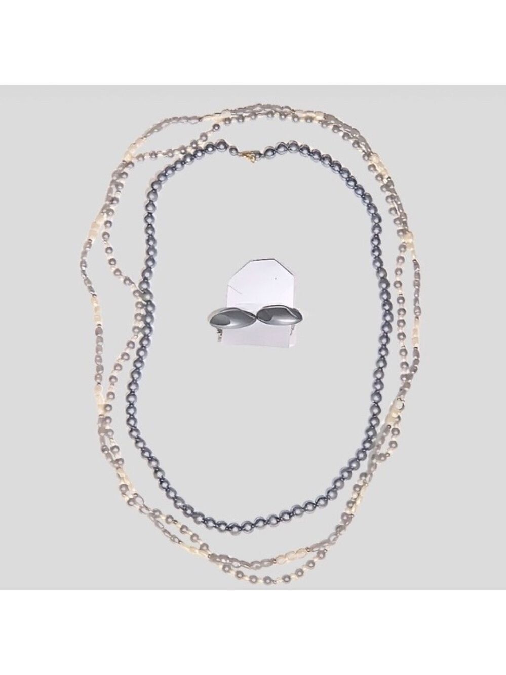 Vintage Pearl Beaded Necklace and Earrings Jewelry Set Ivory Gray